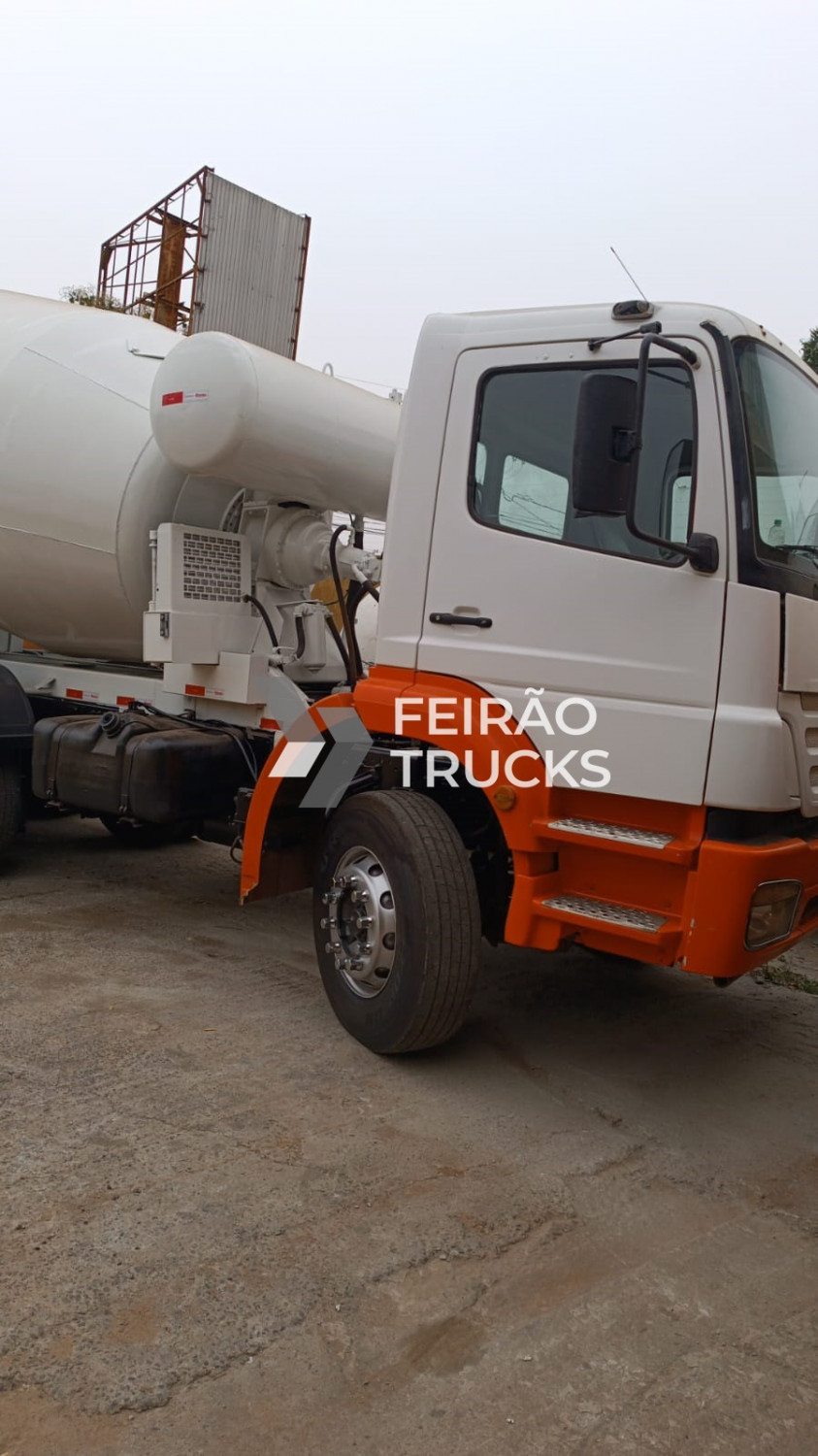 Mercedes Axor 2831 Ano 2008 Balão SITI 8M Reformado