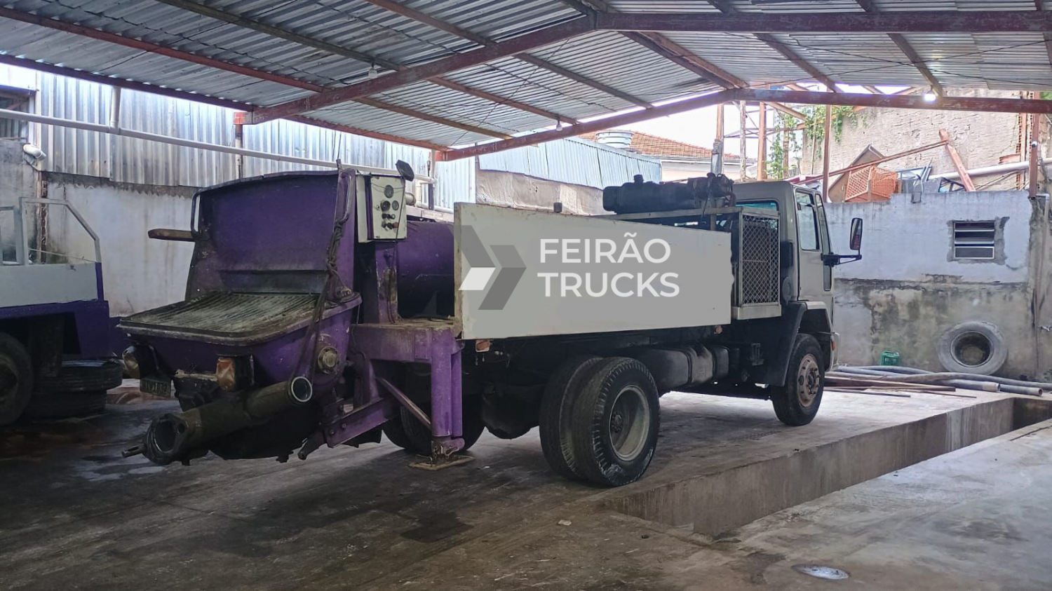 Schwing SPL2000 ano 2010  Ford cargo 1317 ano 2006