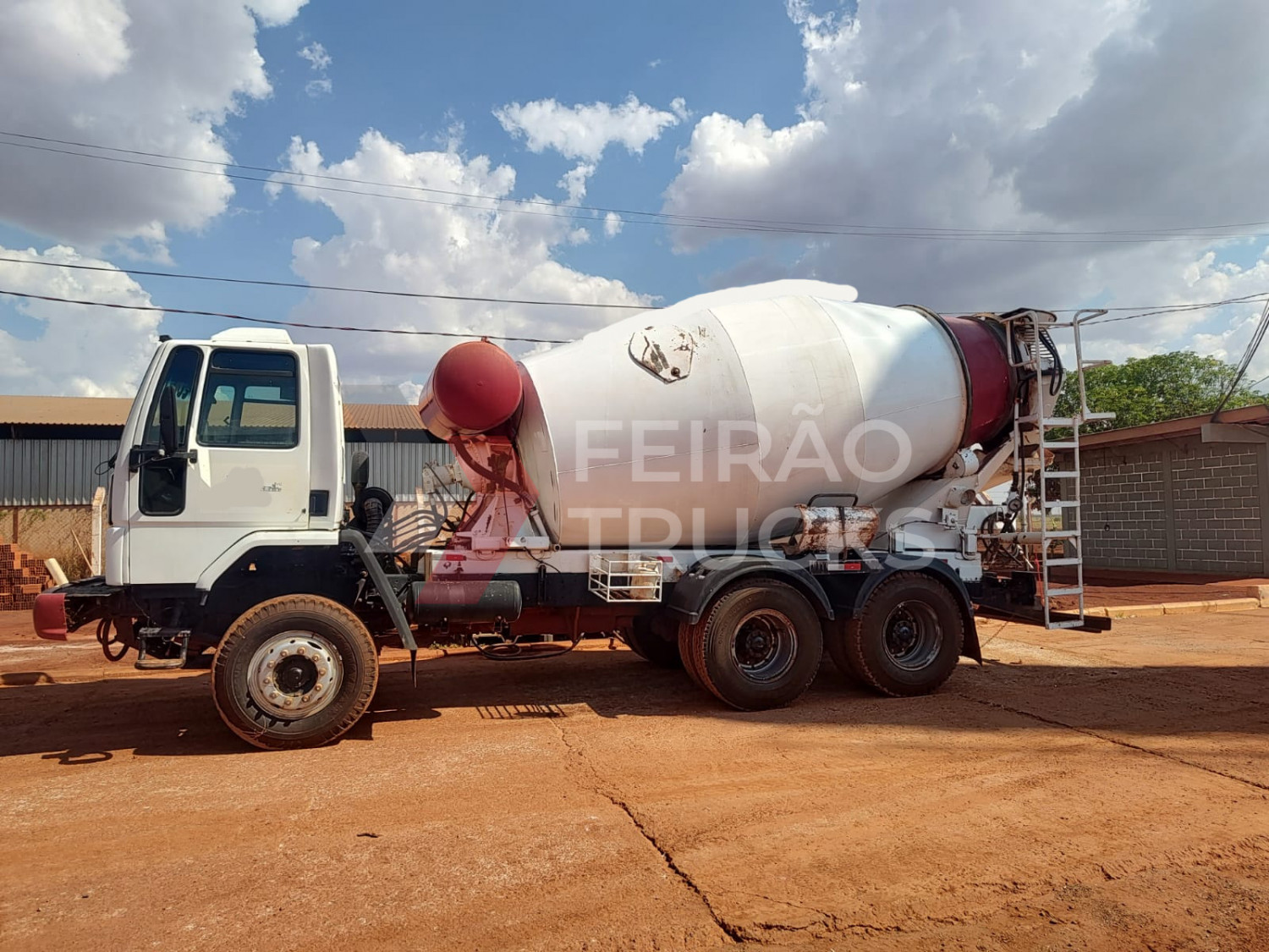 Ford Cargo 2628e Ano 2009 - Balão Liebherr 8 M