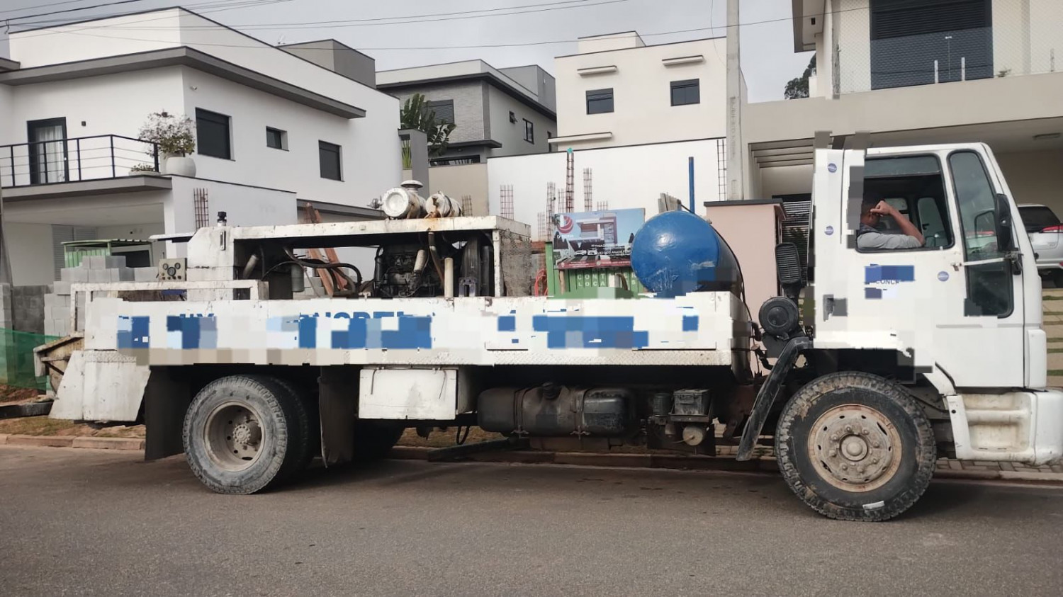 Putzmeister 1406  Caminhão Ford cargo 1317 ano 2010