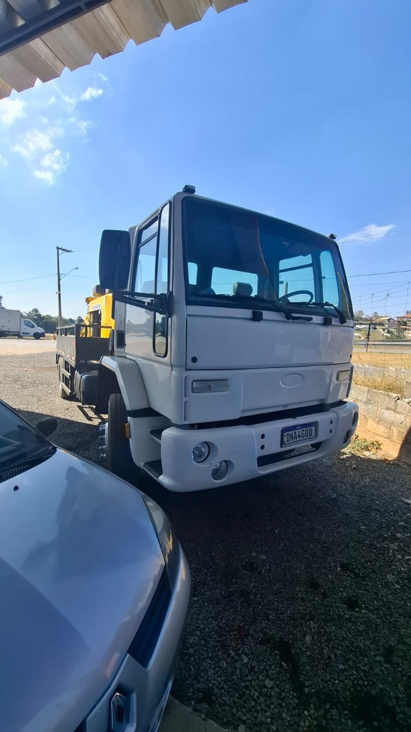 Bomba Putzmeister TK70 ano 2012 Caminhão Ford cargo 1721 ano 2003