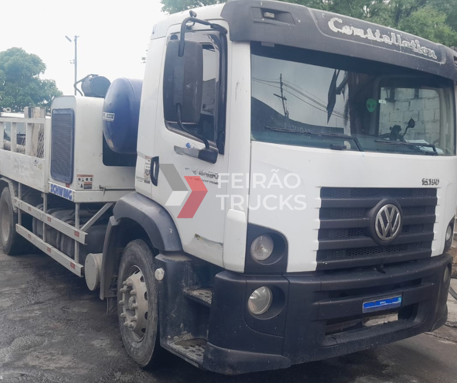 Schwing SPL200 -  Ano 2010 com caminhão Volkswagen 15180 - Ano 2019