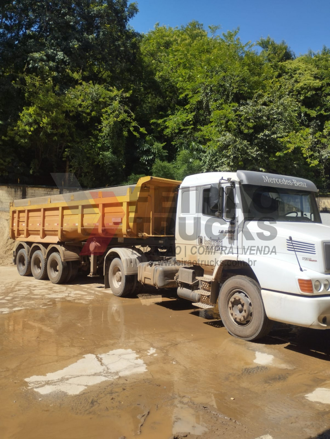 Caminhão Mercedes 1634 - Ano 2011 - Carreta Basculante Rossettil