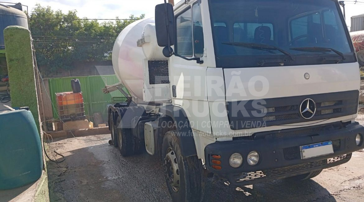 Caminhão Betoneira Mercedes Benz 2729 Balão Liebherr 8 Metros Ano 2013
