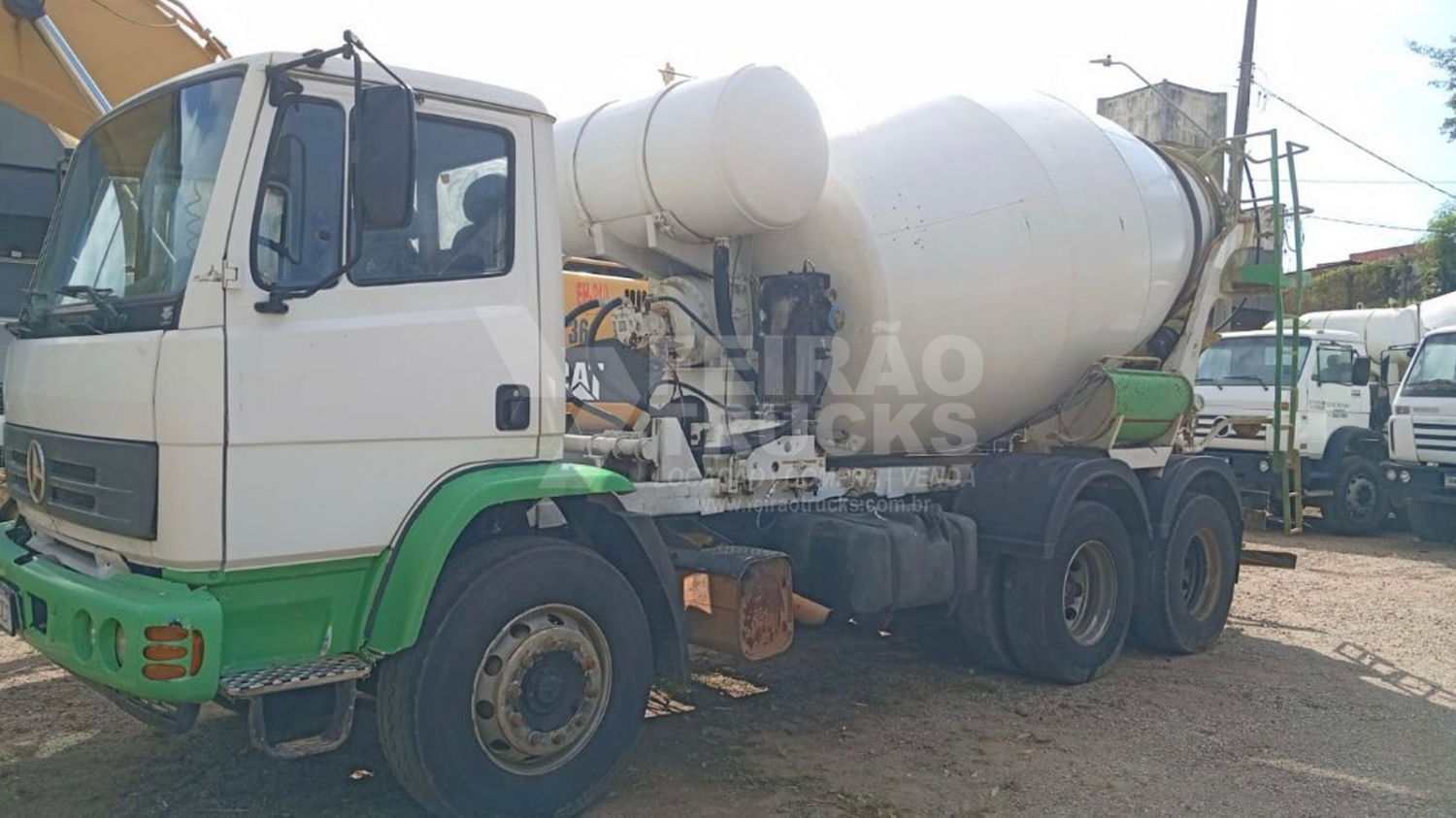 Caminhão Betoneira Mercedez Benz 2726 Balão Liebherr 8 M Ano 2009
