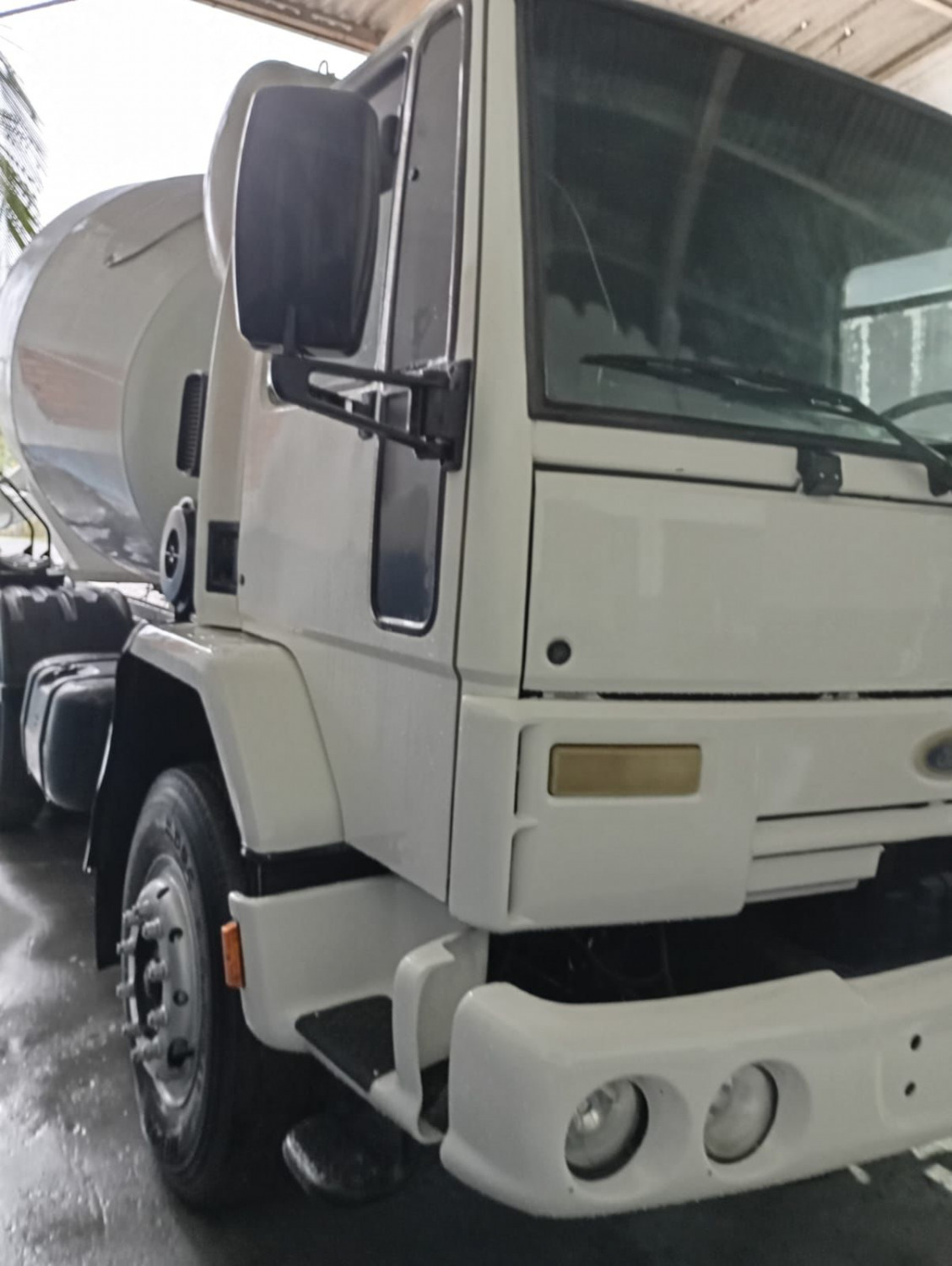 Caminhão Betoneira Ford Cargo 2622 Balão SITI 8M - Ano 2009